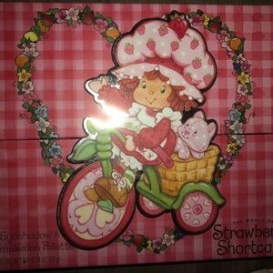 🍓 Strawberry Shortcake eyeshadow and blush palette